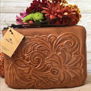 Patricia Nash Cassini Wristlet